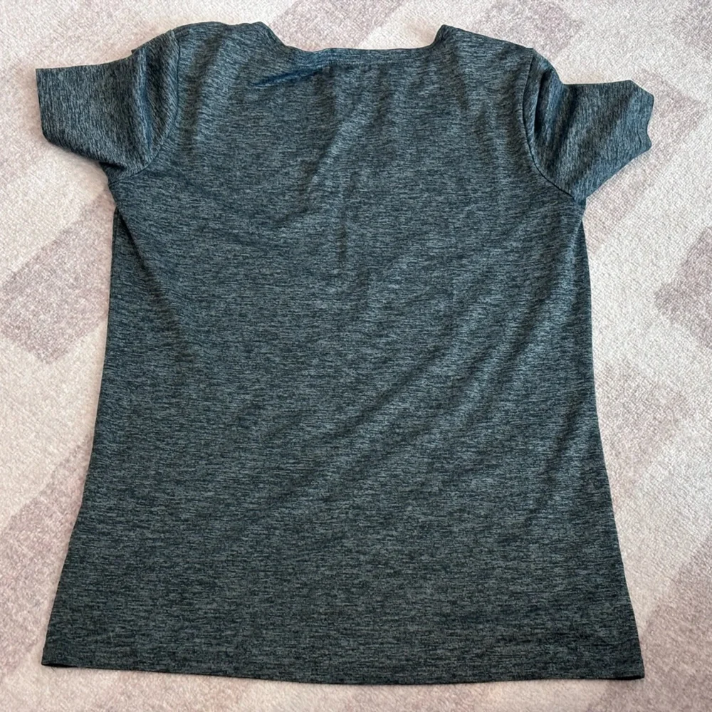 Nike Gray Short Sleeve Tee Athletic Wear